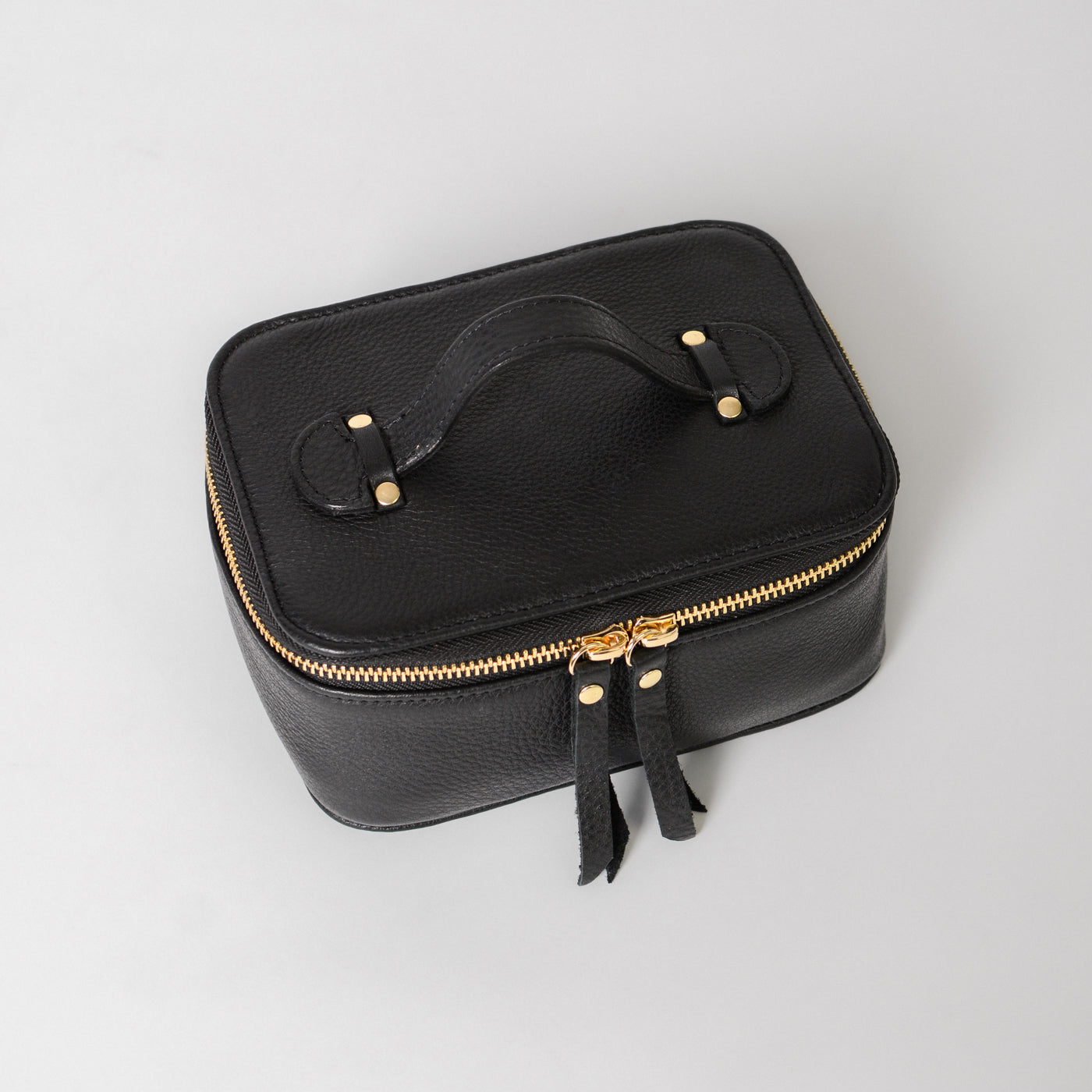 Elegant Business Bags for Women | Real Leather and Quality Fabrics | Akris