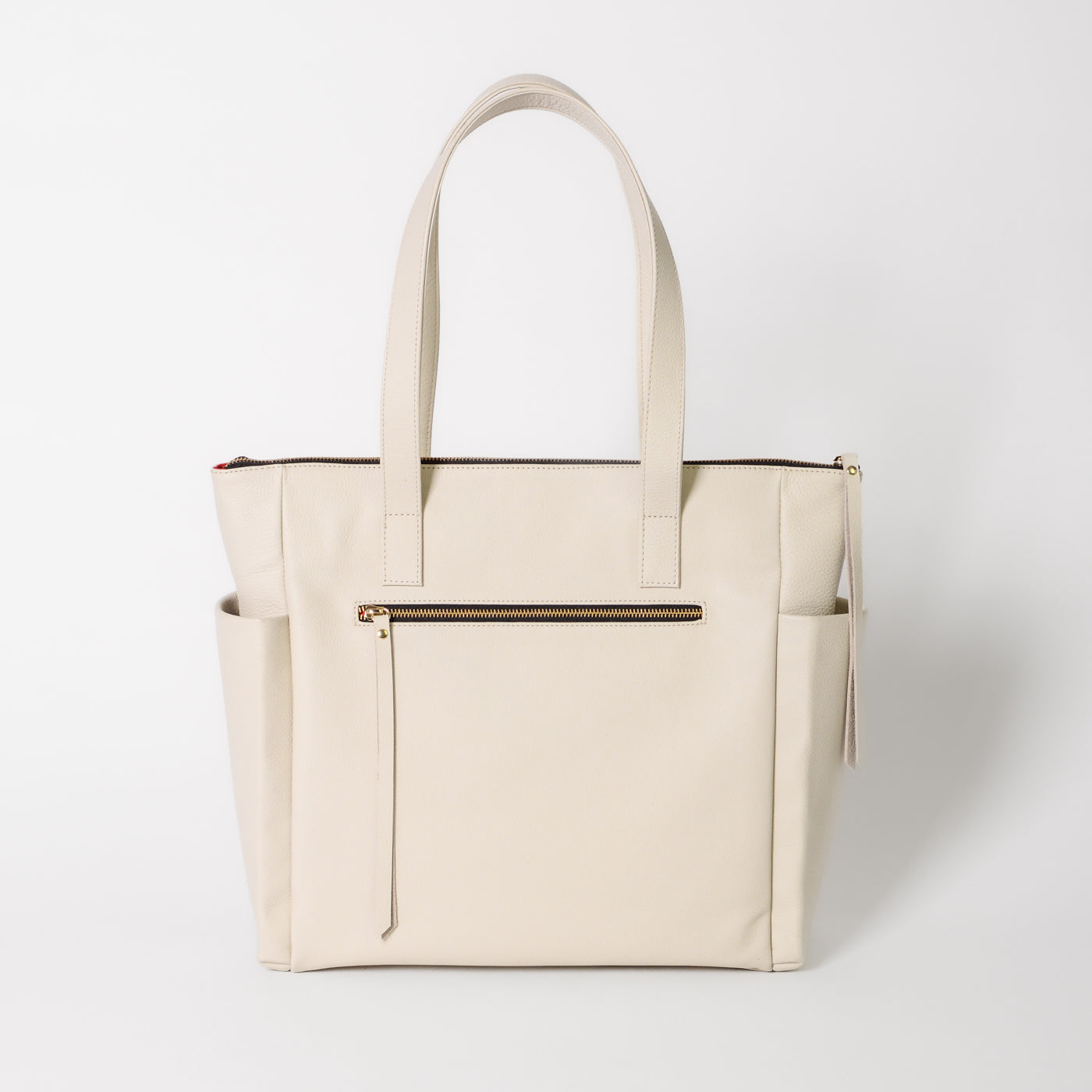 Emily tote store