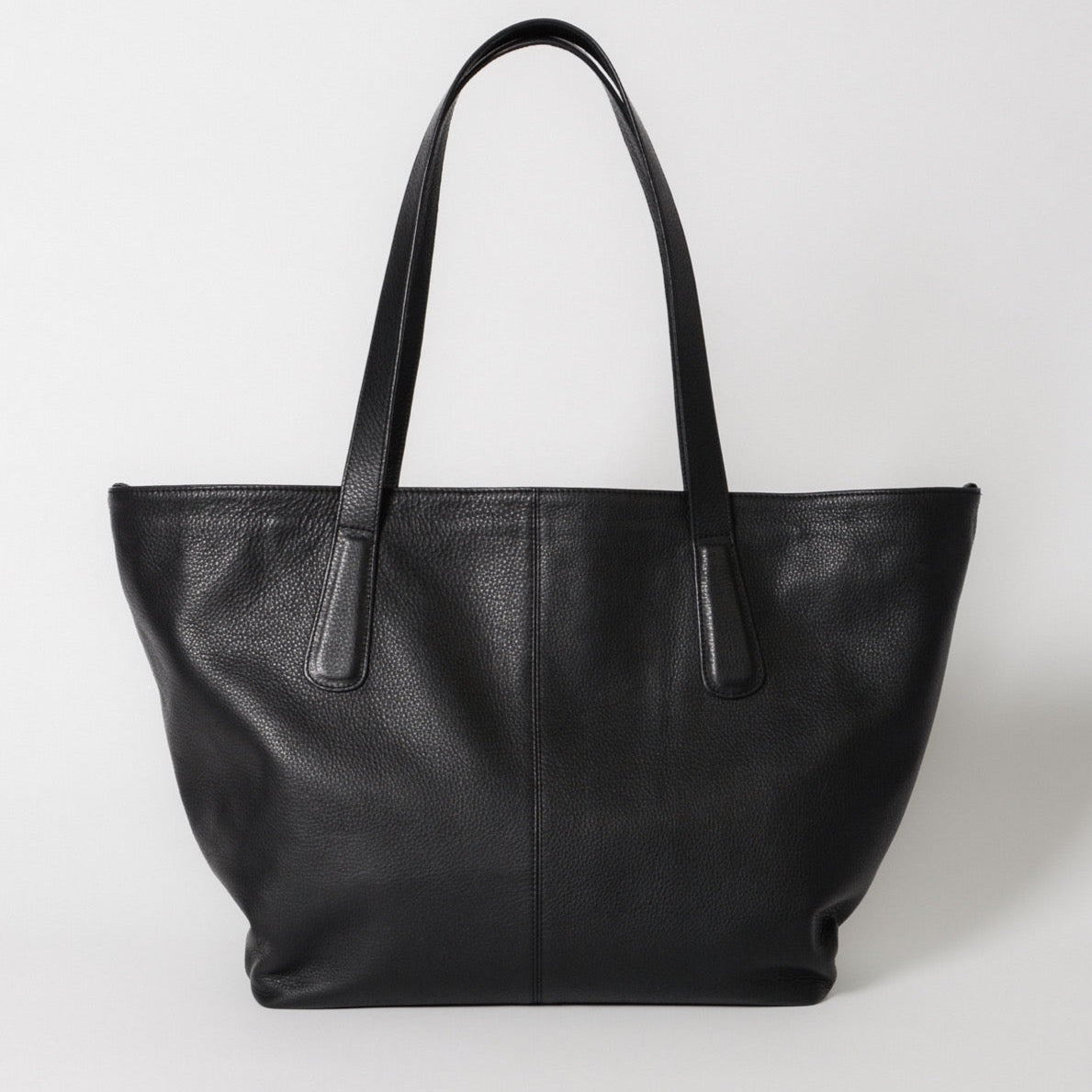 Margot leather tote outlet bag