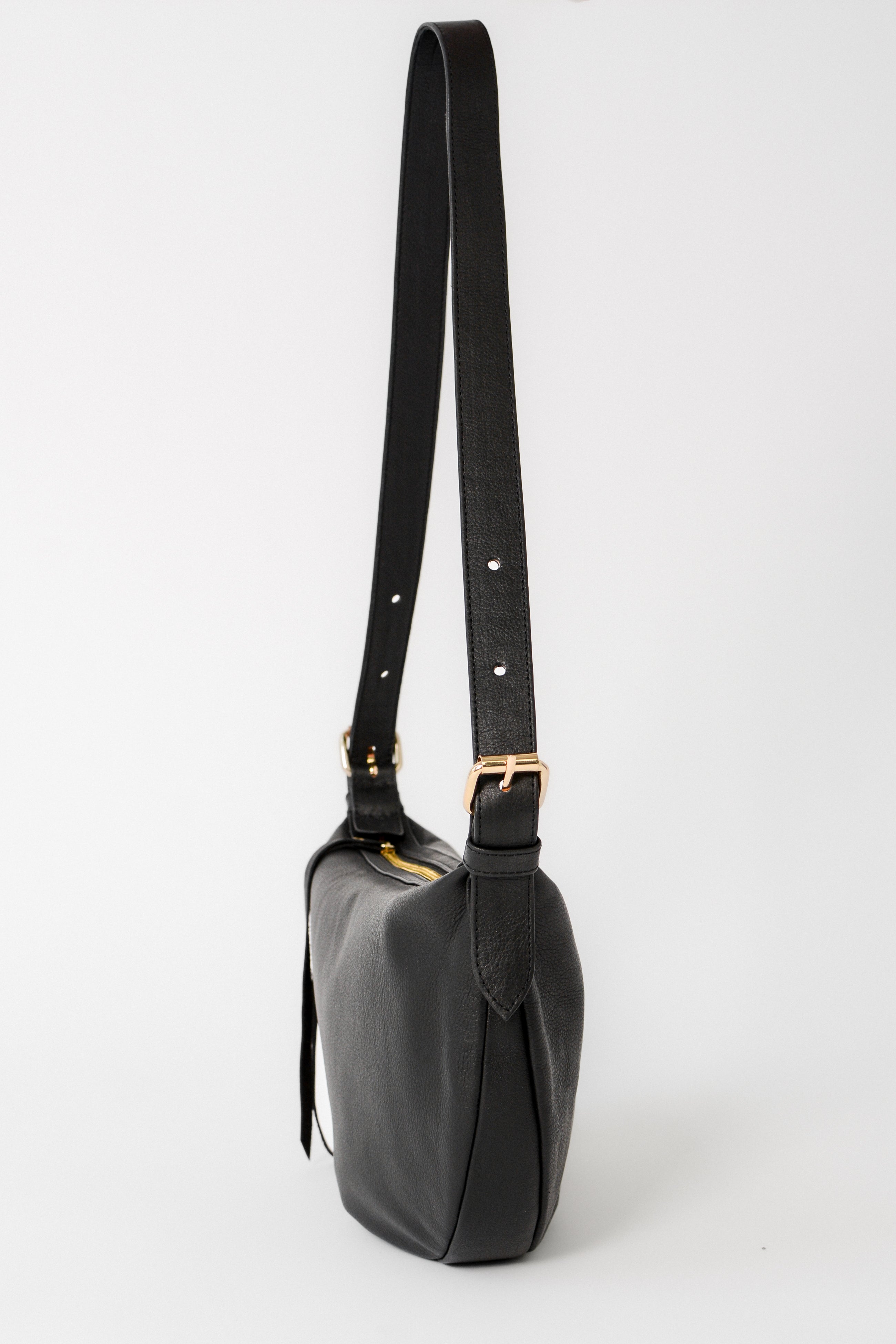 Nova Sling Bag | Leather Crossbody Sling – TAH Bags