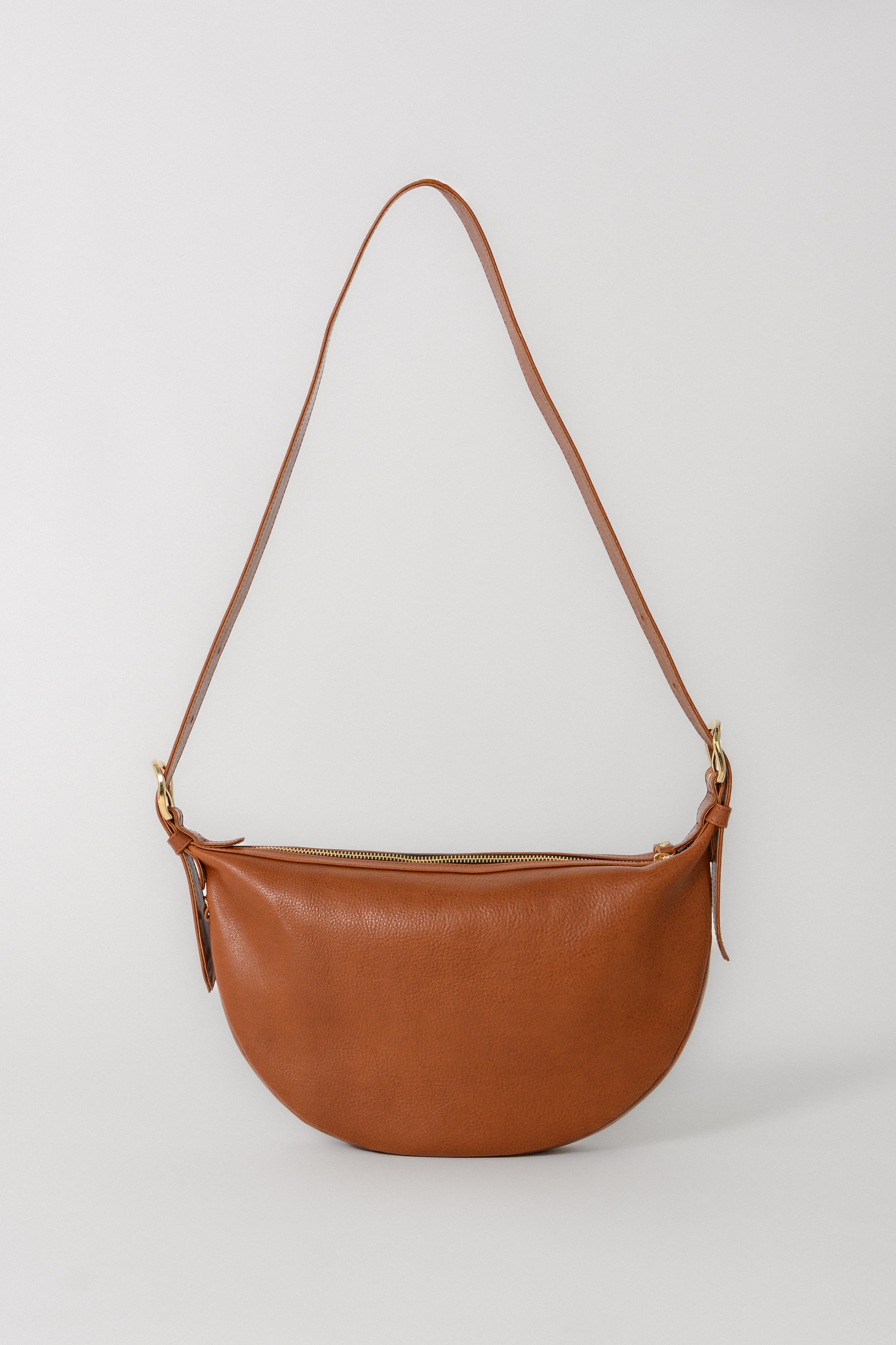 Nova Sling Bag In Black